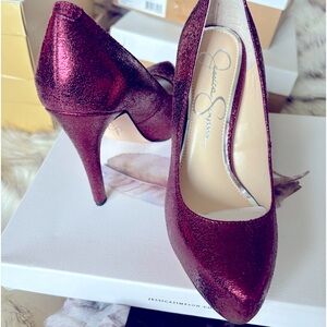 🎁SALEJessica Simpson real leather. red sparkly pumps.NEW IN ORIGINAL BOX🎁